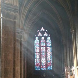 glas in lood kerk